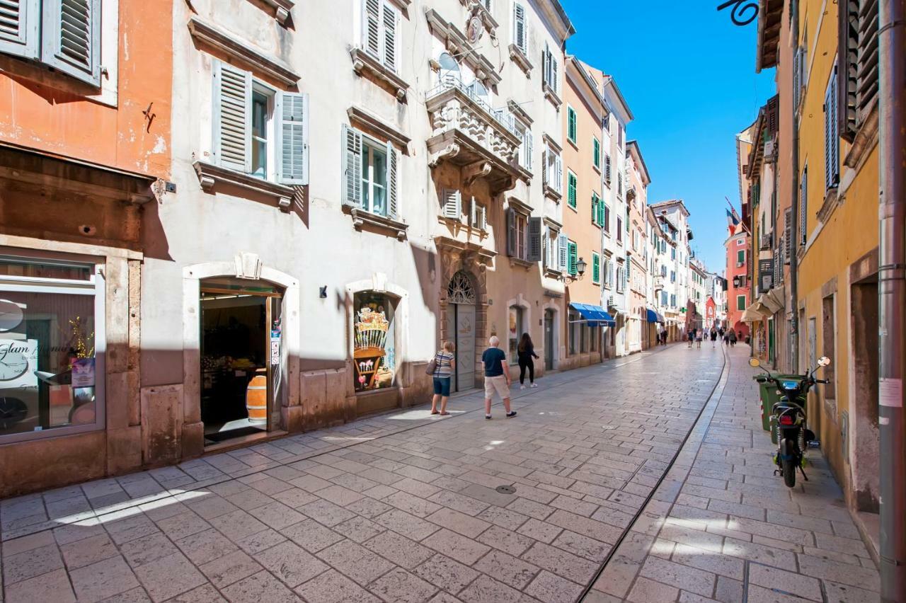 Apartments & Rooms Carera 6 Rovinj Luaran gambar